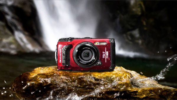 Présentation de l&rsquo;OM SYSTEM Tough TG-7 : Votre Compagnon Robuste pour Capturer les Merveilles Sous-Marines